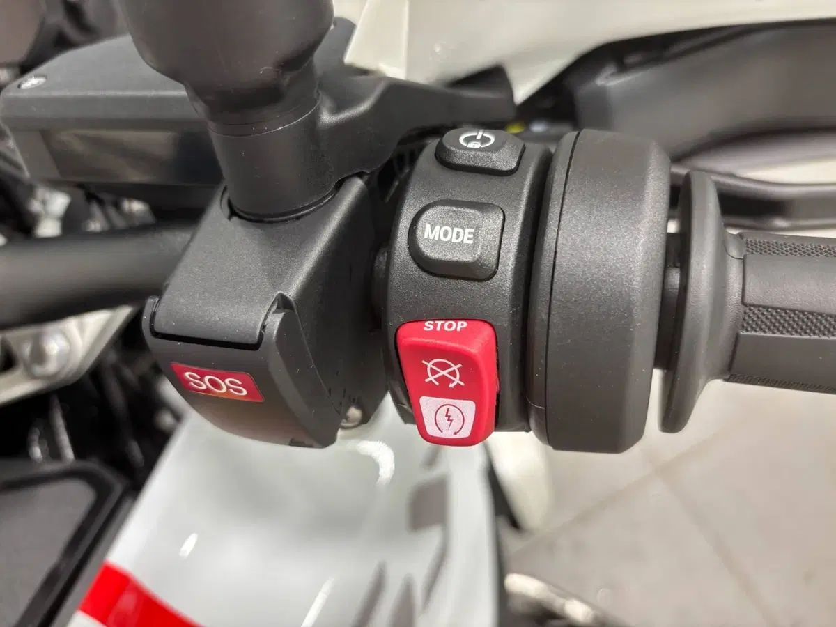 Bmw R 1300 GS (2023 - 26) (7)