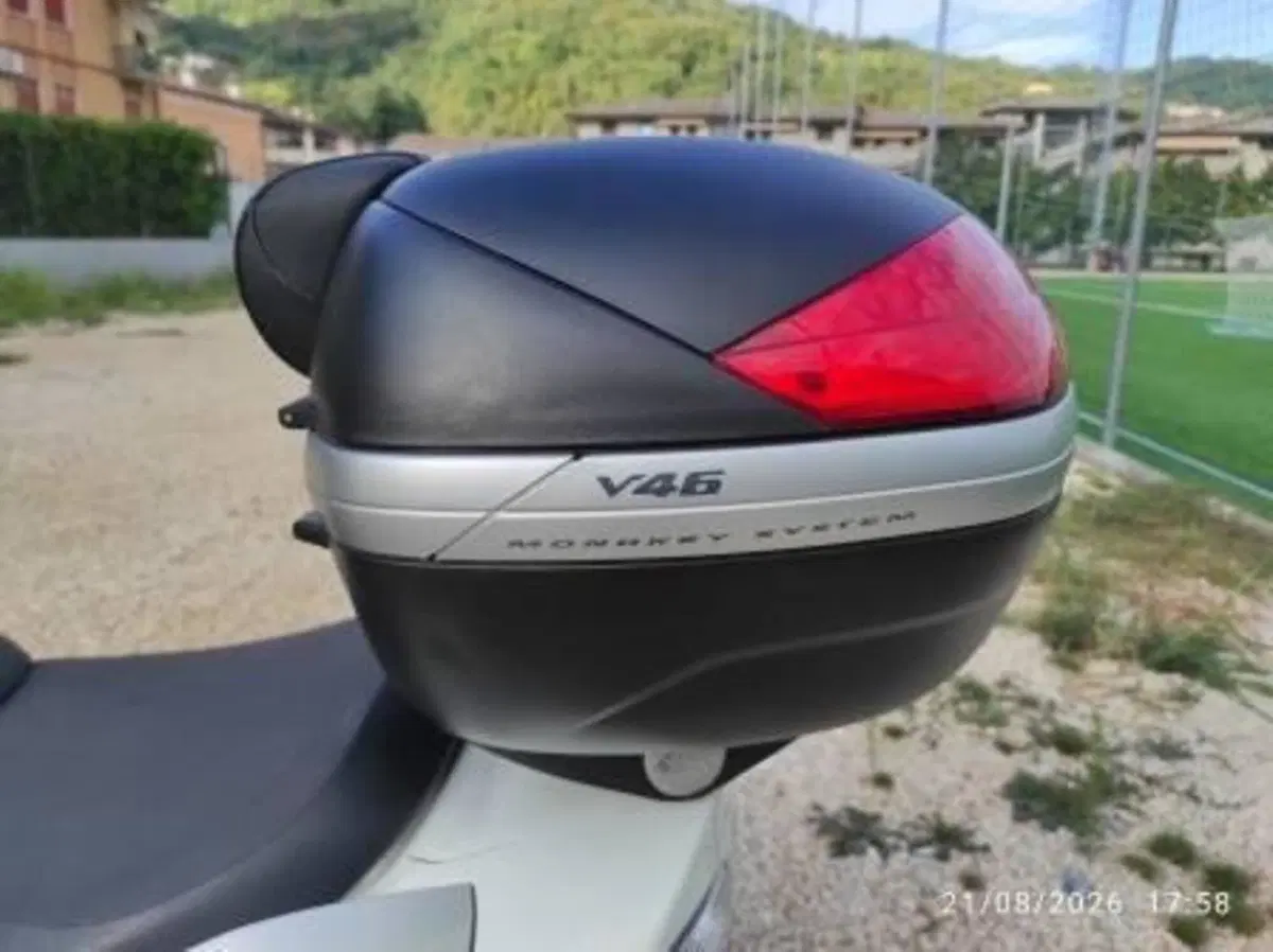 Suzuki Burgman AN 650 Executive ABS (2006 - 12) (11)