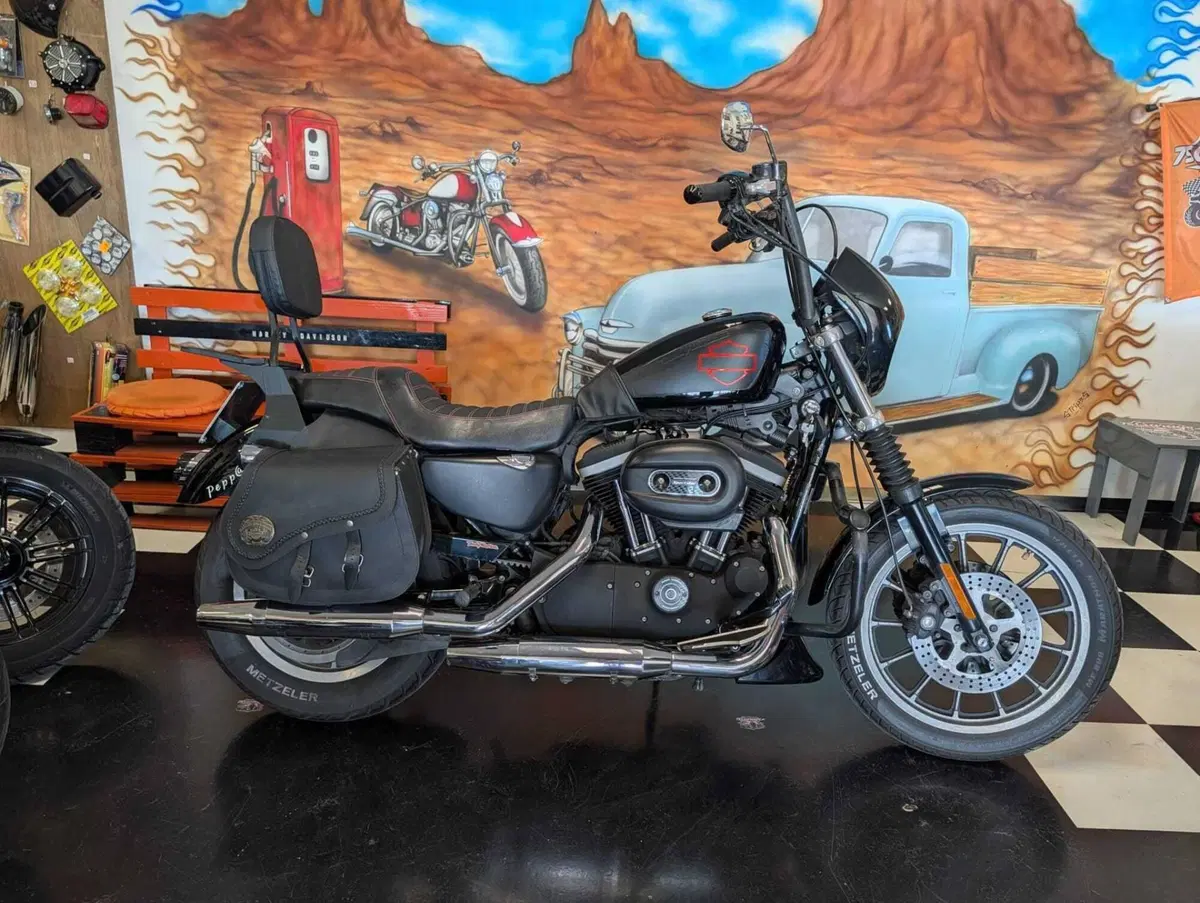 Harley-Davidson 883 R (2006 - 07) - XL 883R