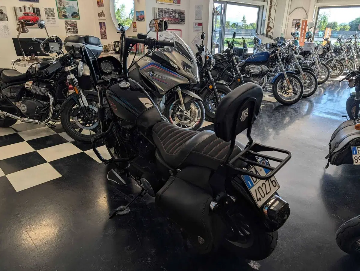 Harley-Davidson 883 R (2006 - 07) - XL 883R (6)