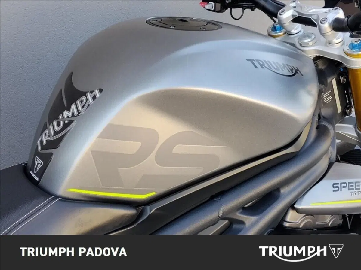 Triumph Speed Triple 1200 RS (2021 - 24) (4)