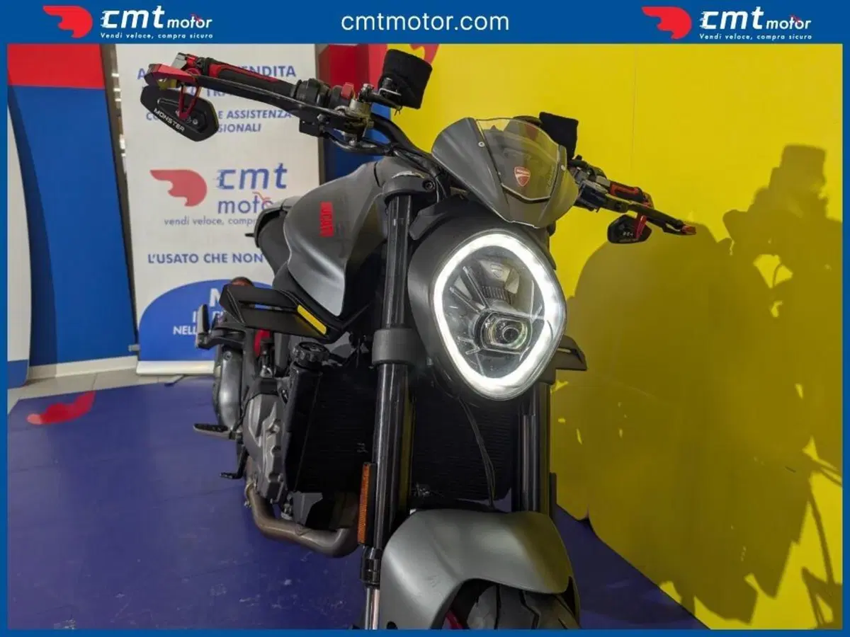 Ducati Monster 937 + (2021 - 25) (7)