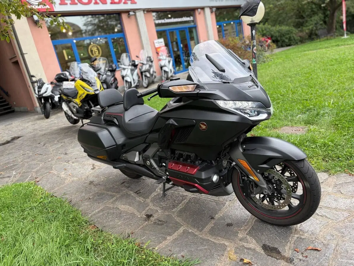 Honda GL 1800 Gold Wing DCT (2020) (4)