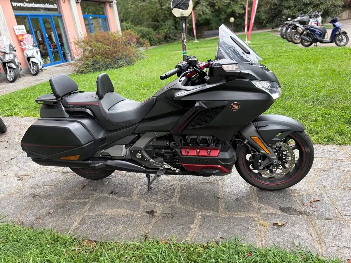 Honda GL 1800 Gold Wing DCT (2020) (5)