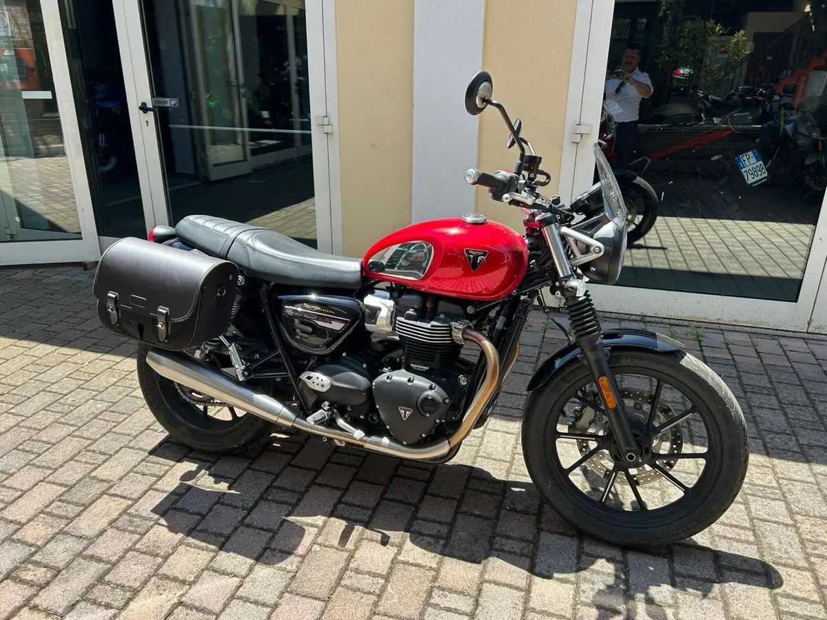 Triumph Speed Twin 900 Chrome Edition (2023)