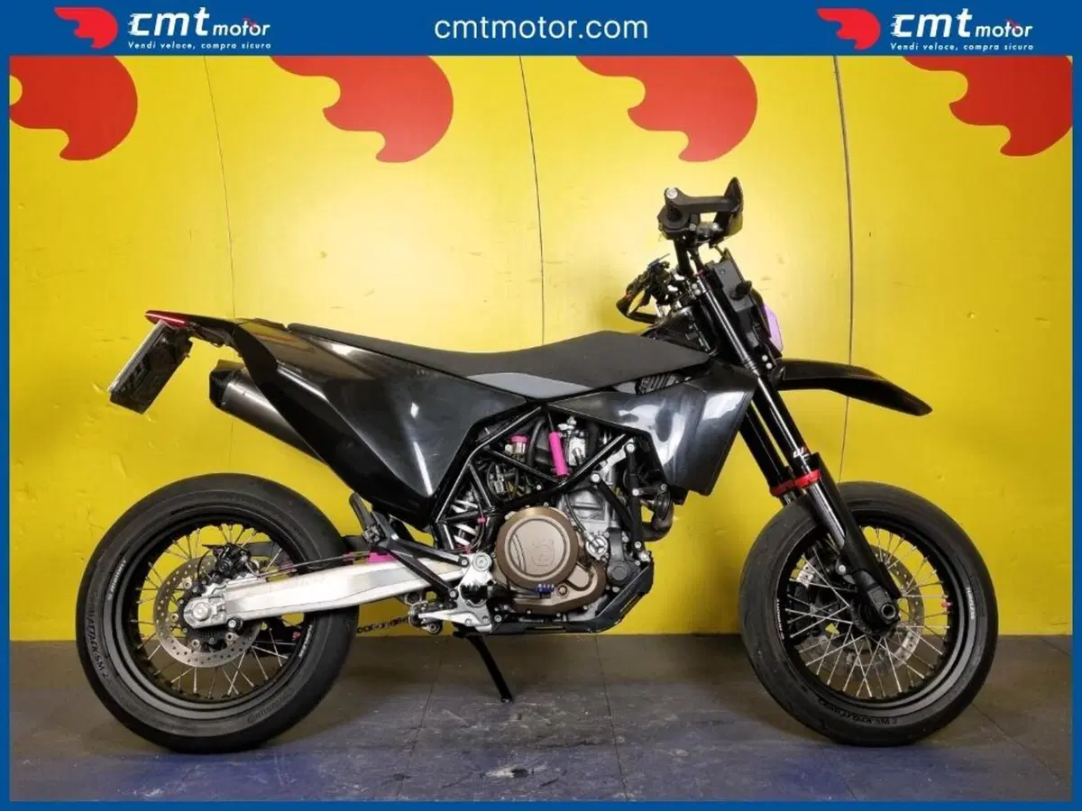 Husqvarna 701 Supermoto (2023 - 25)