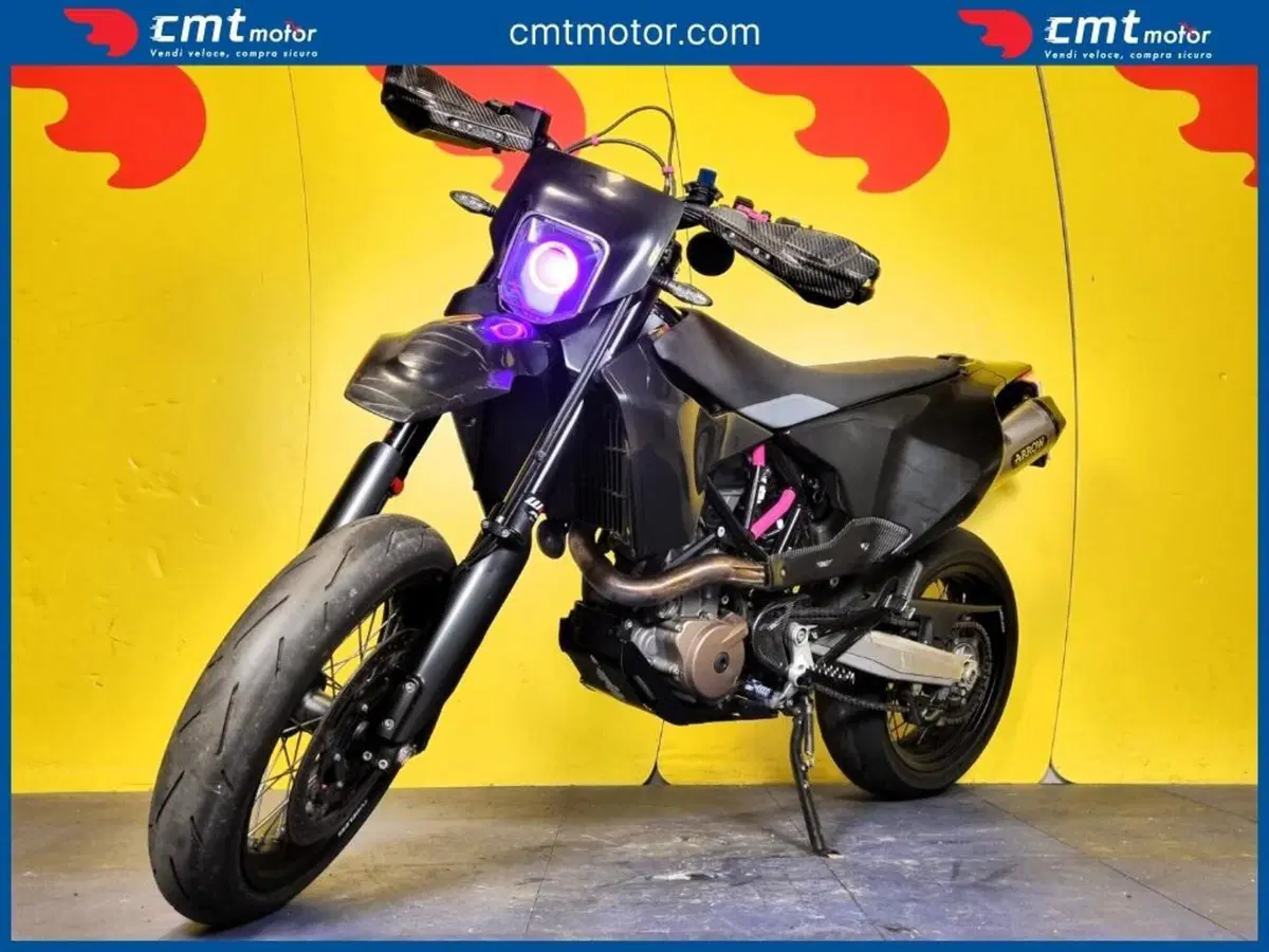 Husqvarna 701 Supermoto (2023 - 25) (2)