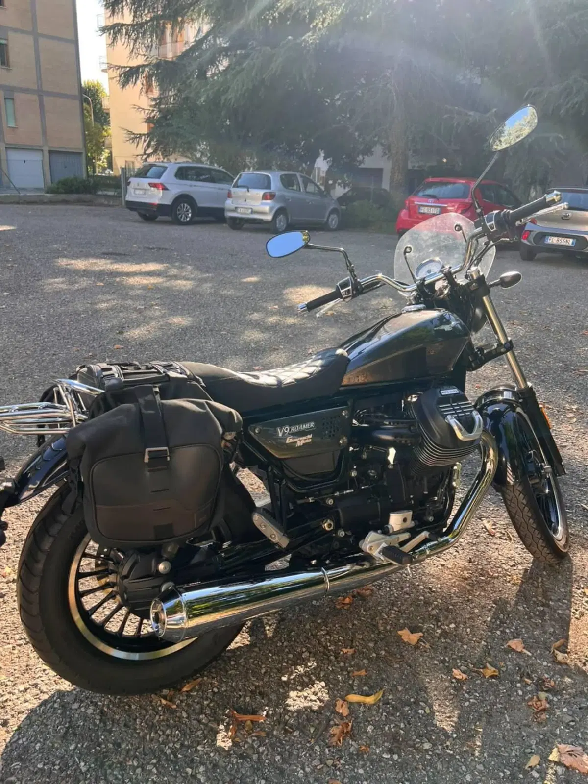 Moto Guzzi V9 Roamer (2018 - 20) (6)