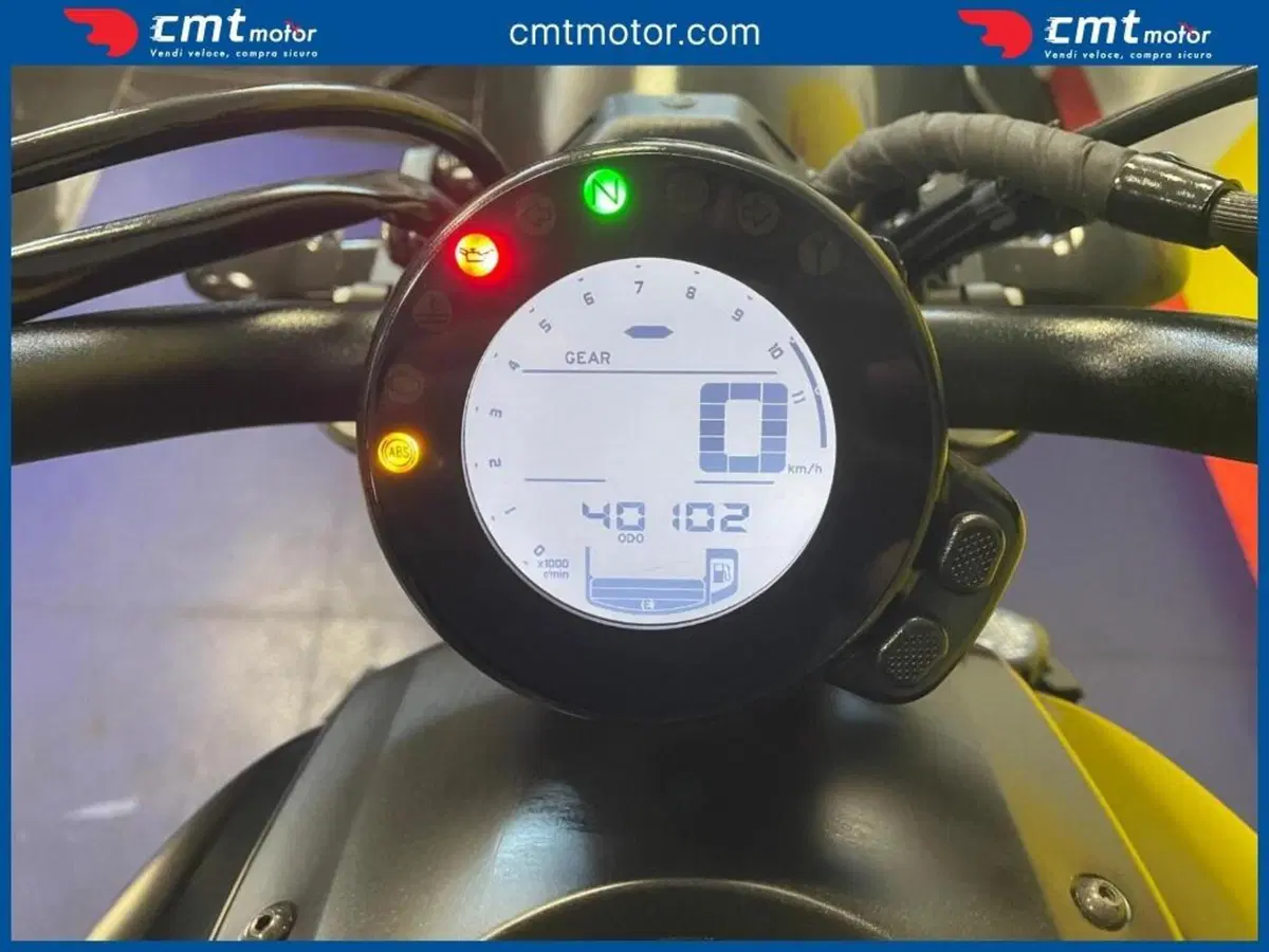 Yamaha XSR 700 ABS (2016 - 20) (5)