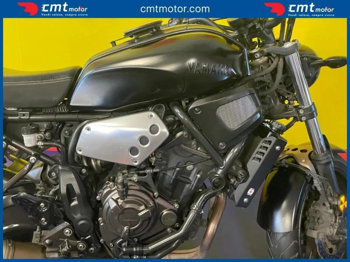 Yamaha XSR 700 ABS (2016 - 20) (7)