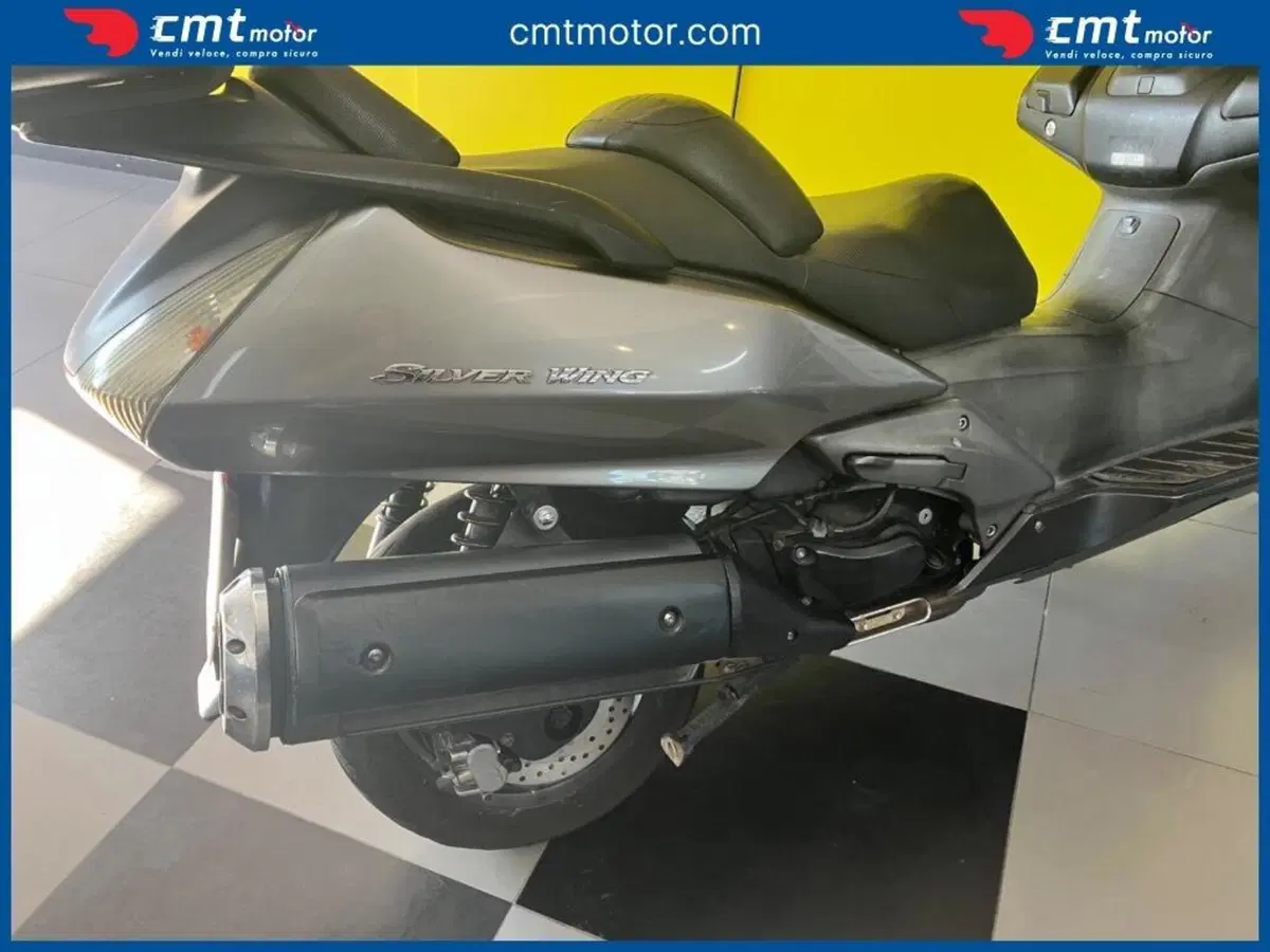 Honda Silver Wing 400 (2006 - 09) (9)
