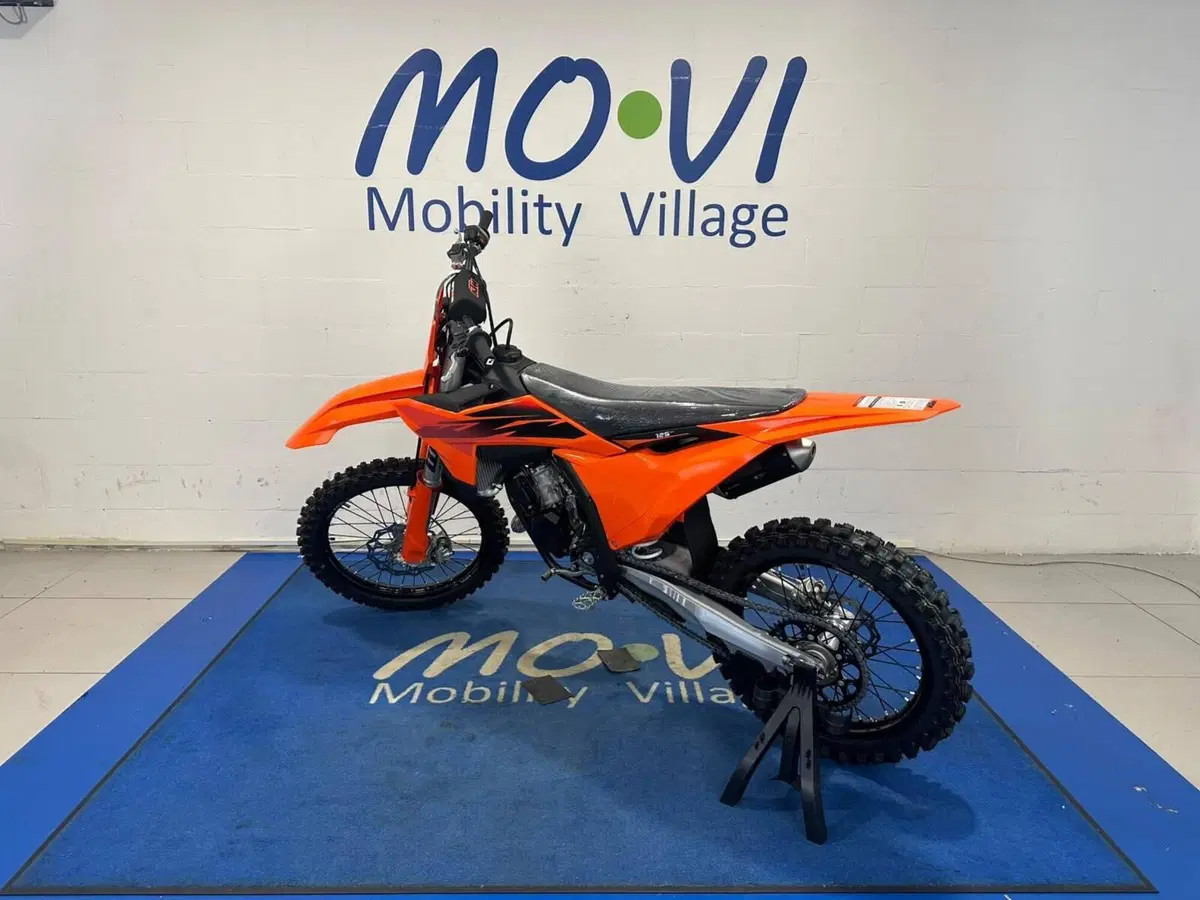 KTM 125 SX (2027) (4)