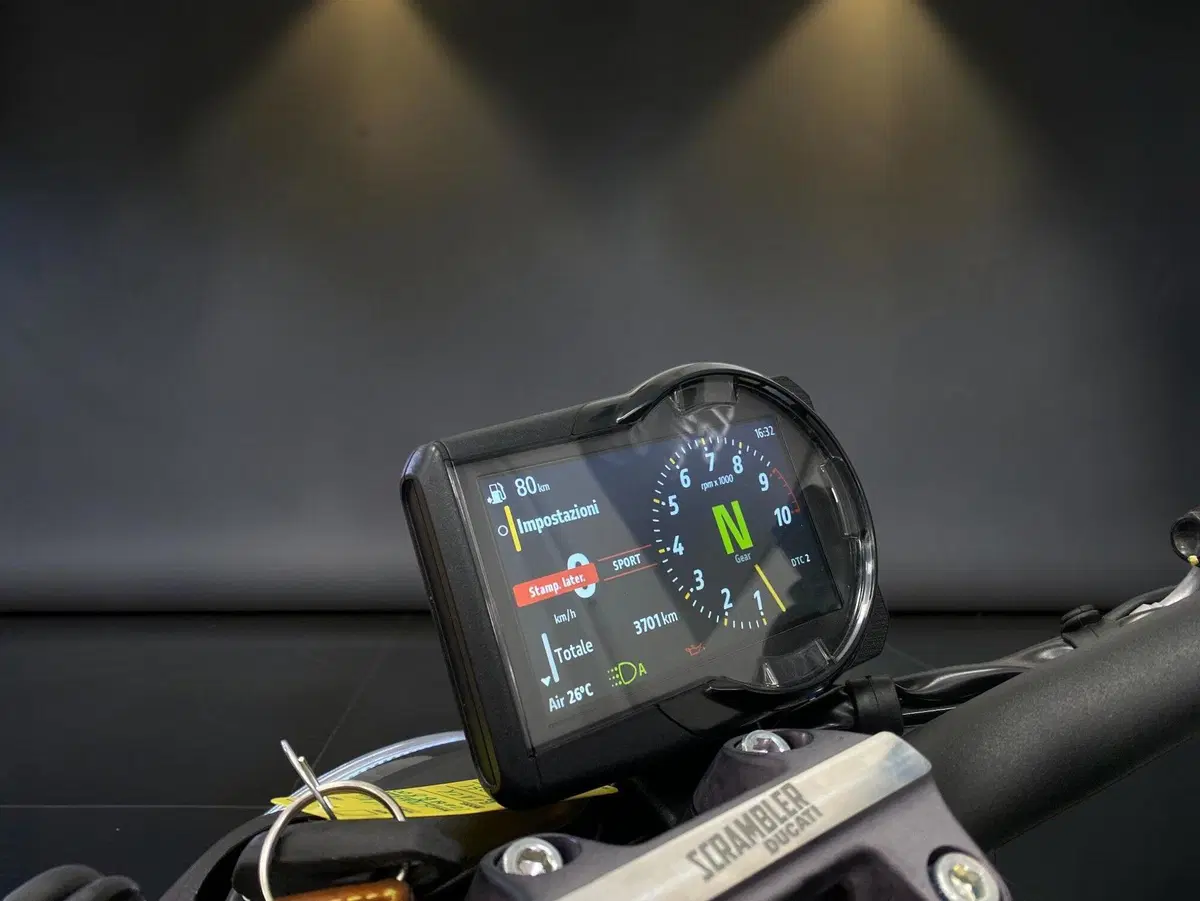 Ducati Scrambler 800 Icon Dark (2025 - 26) (7)