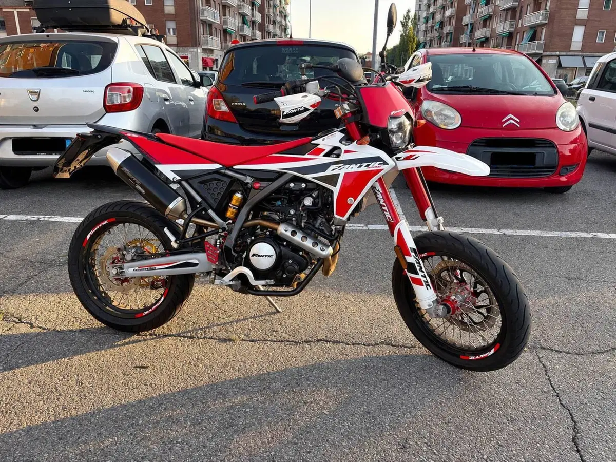 Fantic Motor XMF 125 Motard Competition 4t (2021 - 22)
