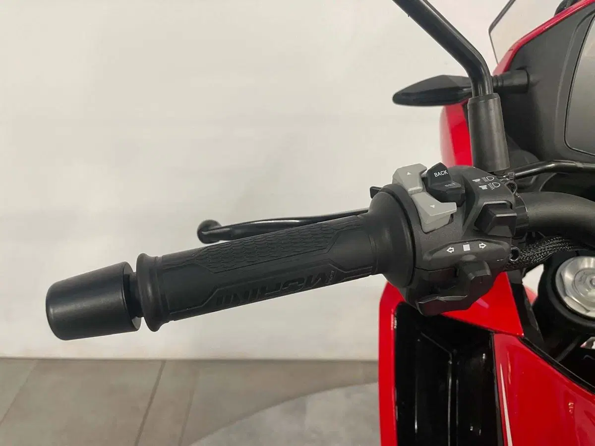 Moto Morini X-Cape 650 (2021 - 26) (9)