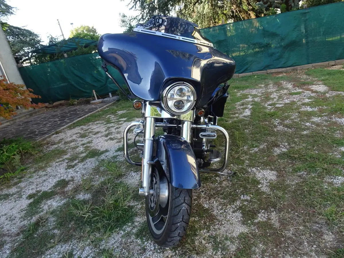 Harley-Davidson 1584 Street Glide (2008 - 10) - FLHX (8)