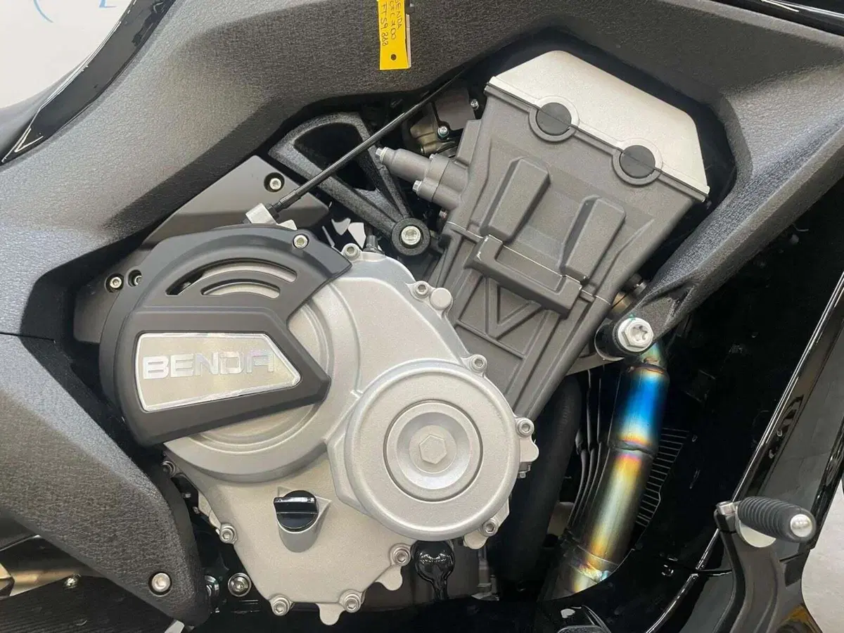 Benda Motorcycles LFC 700 Pro (2026) (13)