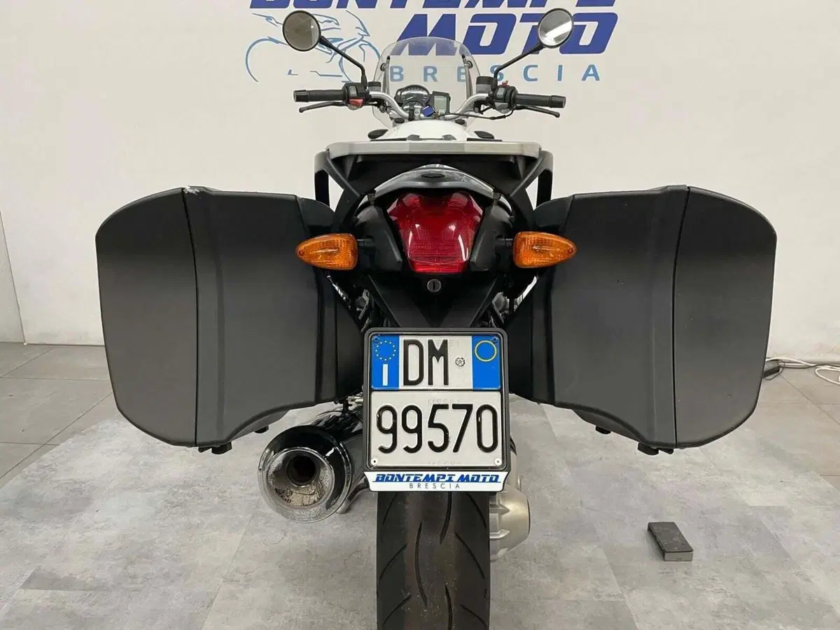 Bmw R 1200 R (2006 - 11) (10)