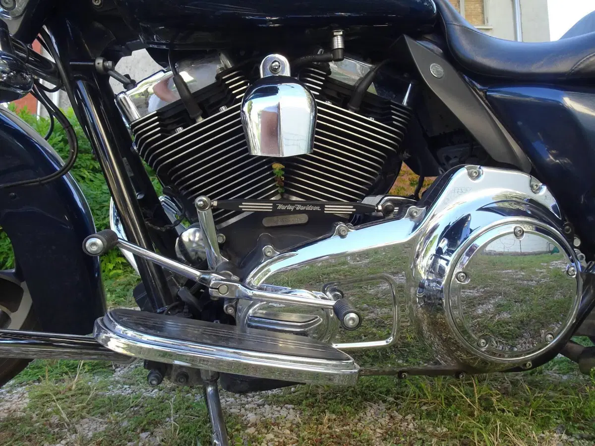 Harley-Davidson 1584 Street Glide (2008 - 10) - FLHX (17)