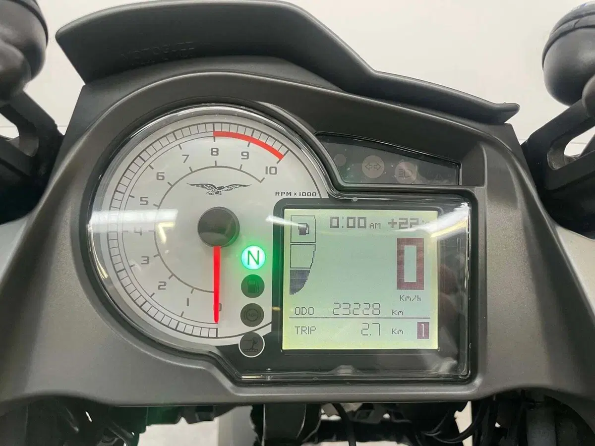 Moto Guzzi Stelvio 1200 4V (2008 - 10) (13)