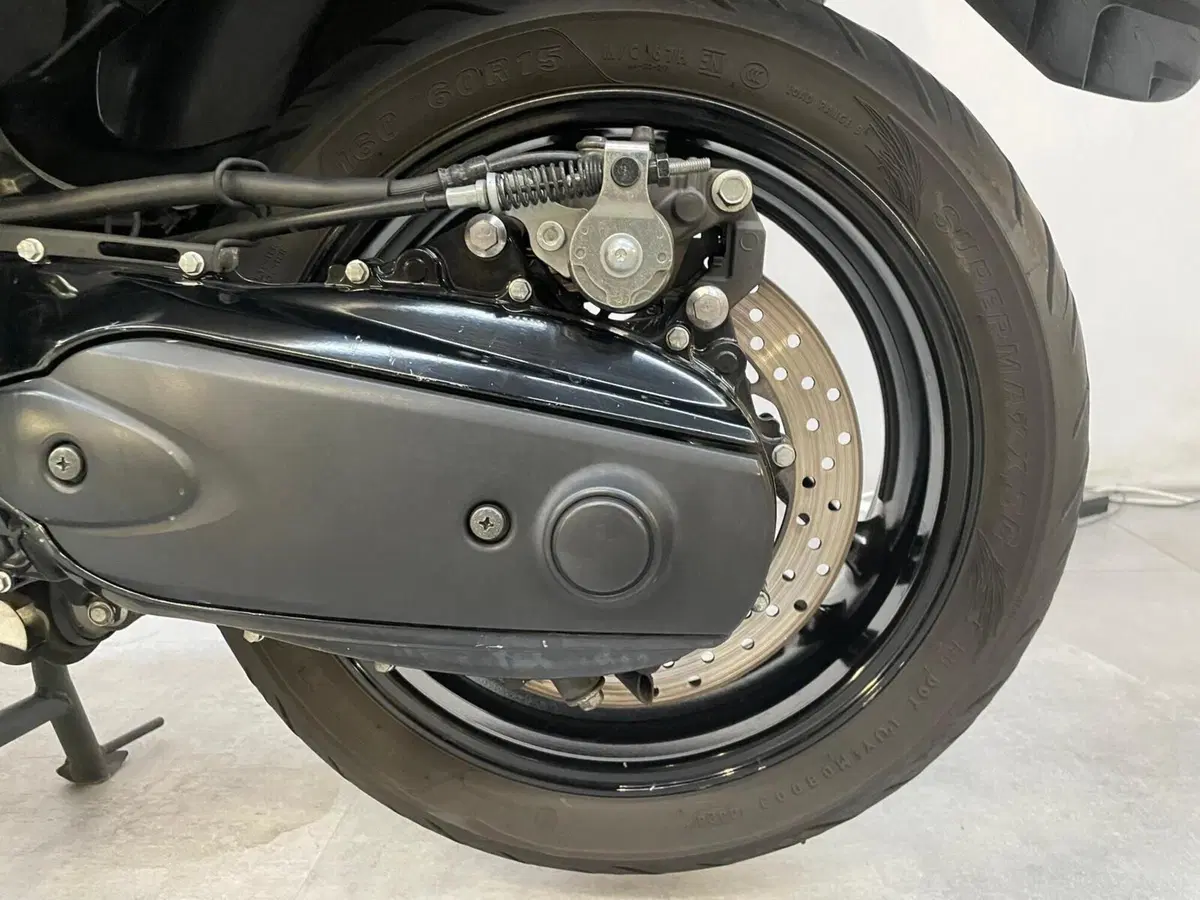 Yamaha T-Max 500 (2008 - 12) (11)