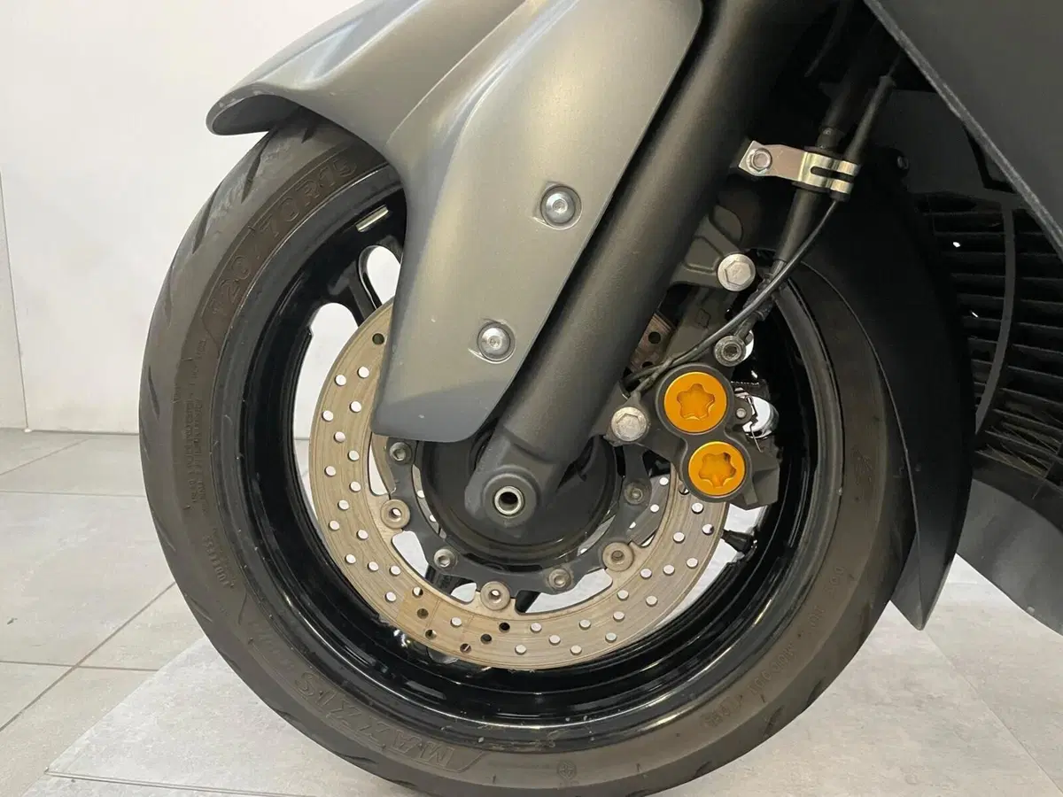 Yamaha T-Max 500 (2008 - 12) (13)