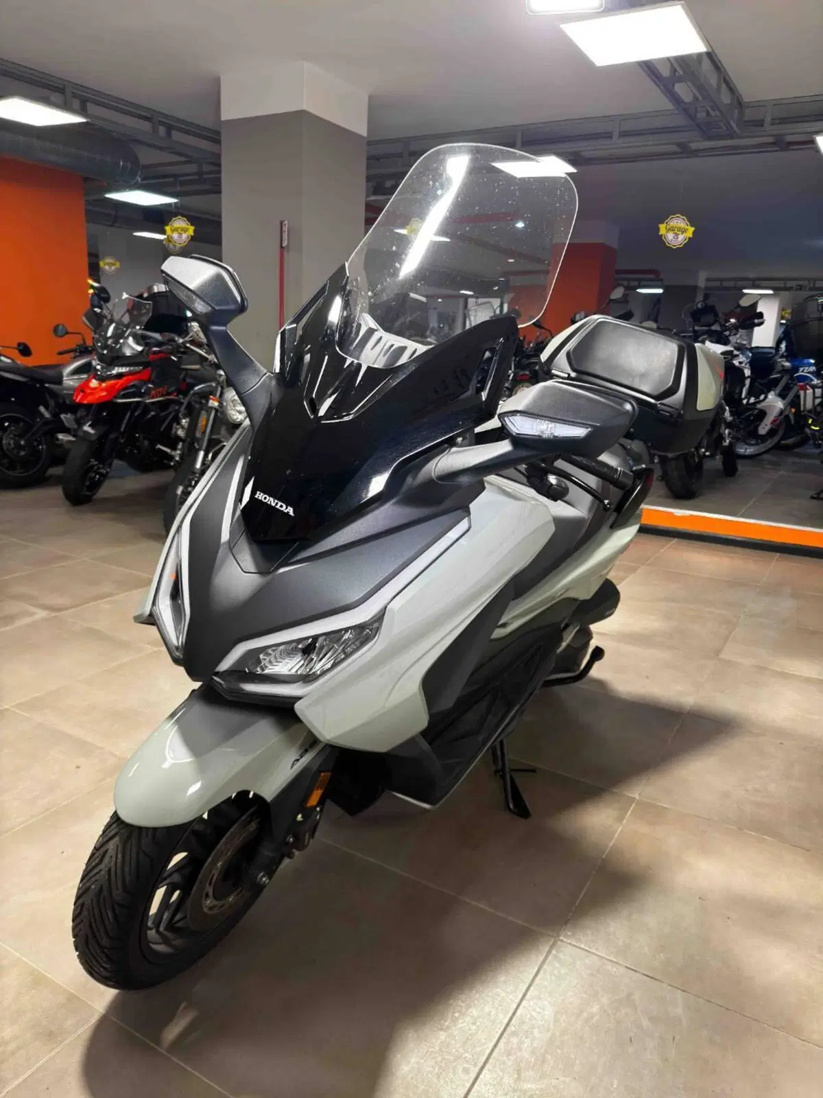Honda Forza 350 (2022 - 24) (3)