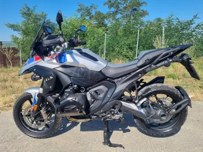 Bmw R 1300 GS Triple Black (2023 - 26) usata