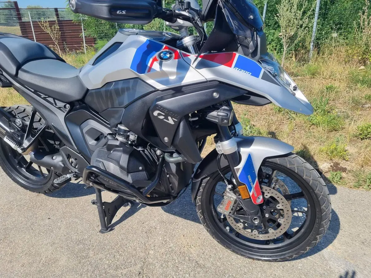 Bmw R 1300 GS Triple Black (2023 - 26) (6)