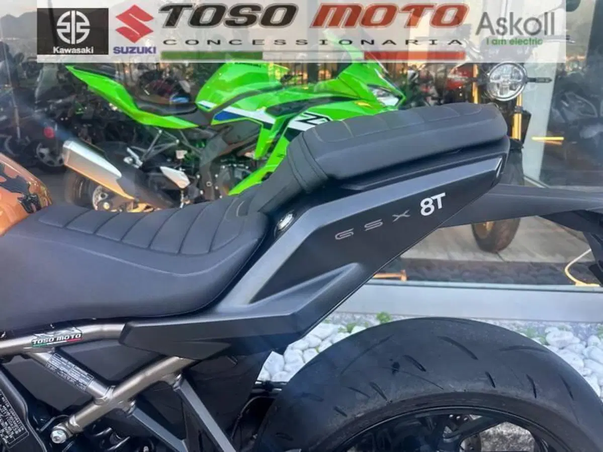 Suzuki GSX-8T (2025 - 26) (5)