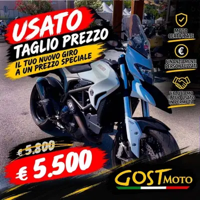Ducati Hyperstrada 821 (2013 - 15) usata