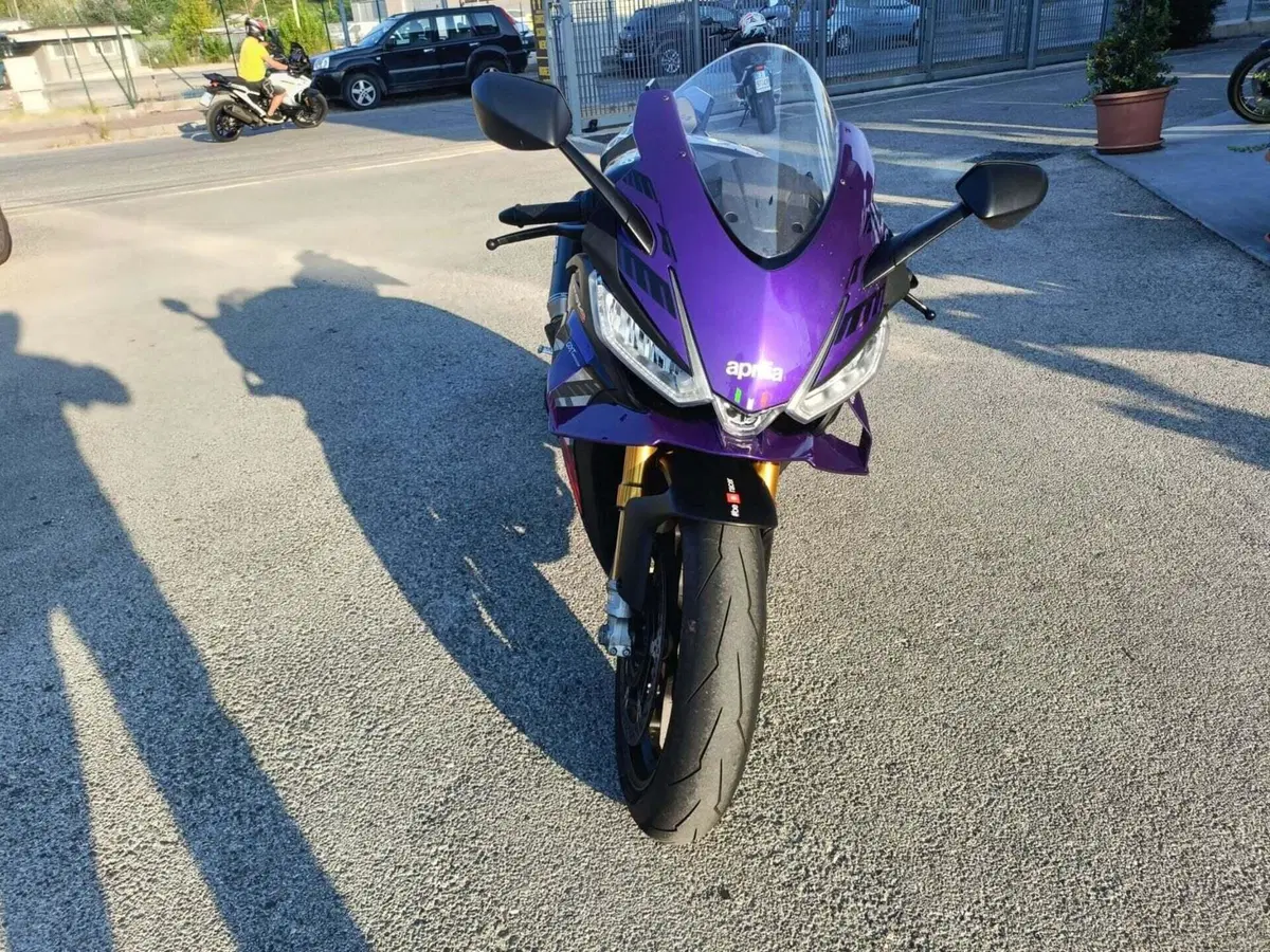 Aprilia RSV4 1100 Factory (2025 - 26) (4)