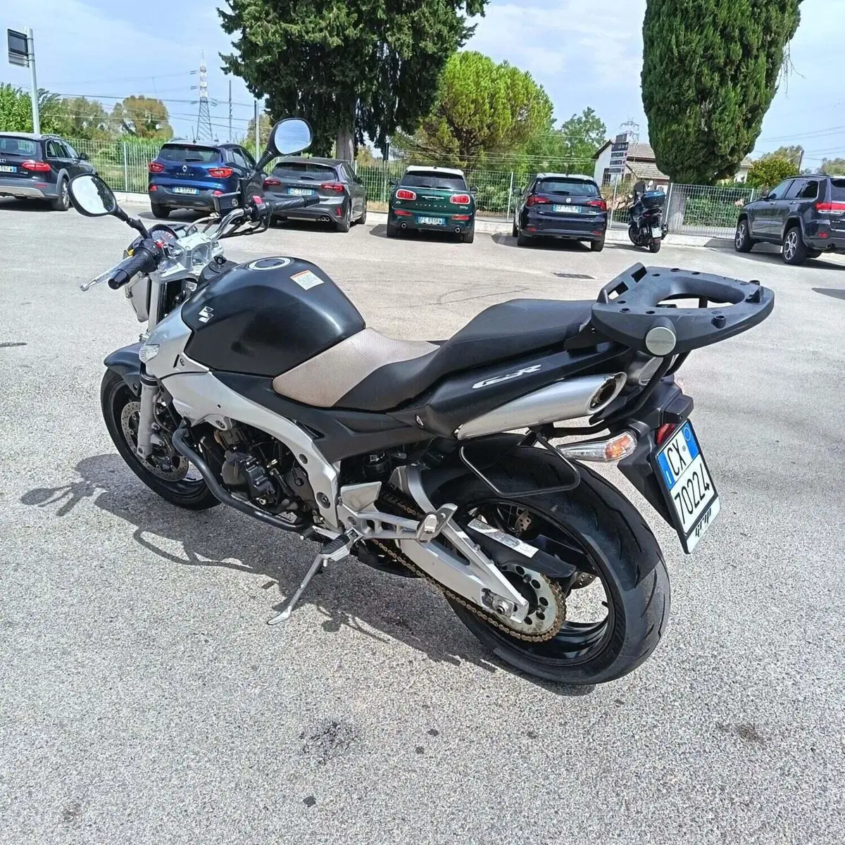 Suzuki GSR 600 (2006 - 11) (7)