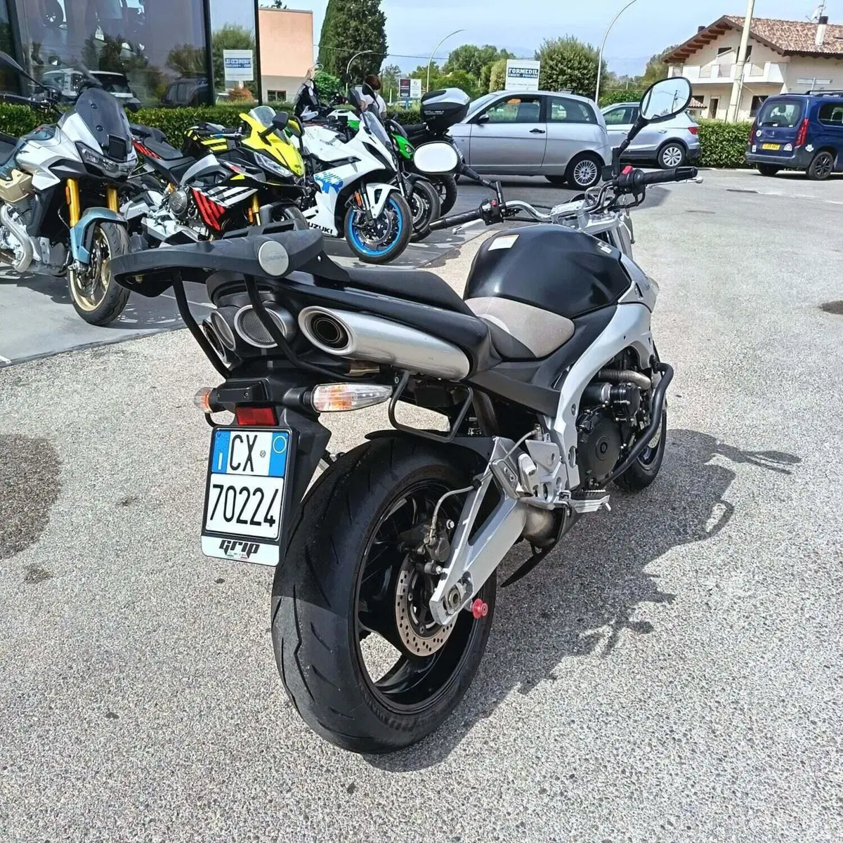 Suzuki GSR 600 (2006 - 11) (8)