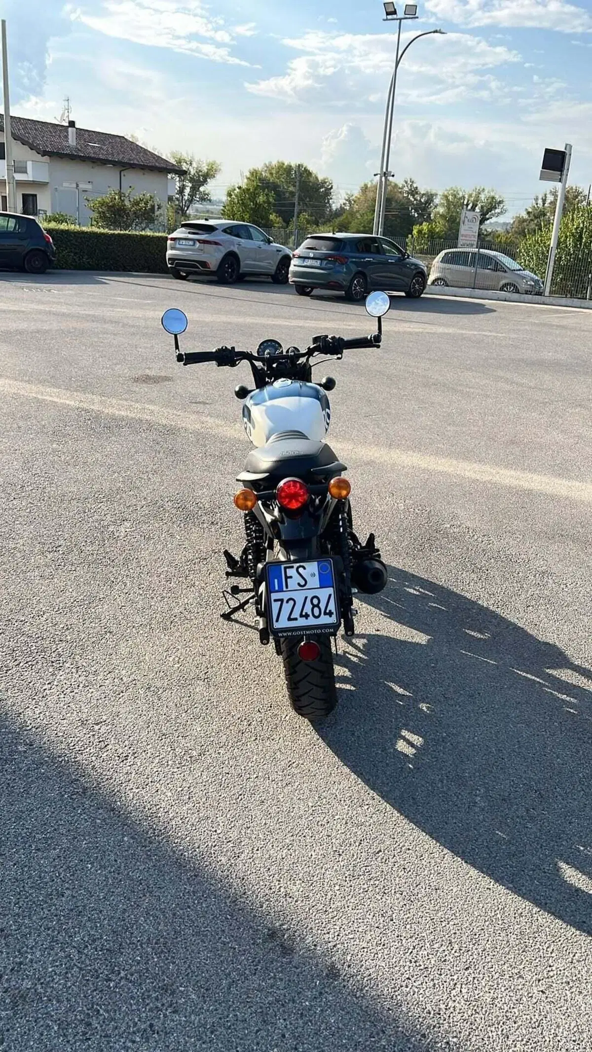 Royal Enfield HNTR 350 (2022 - 26) (3)