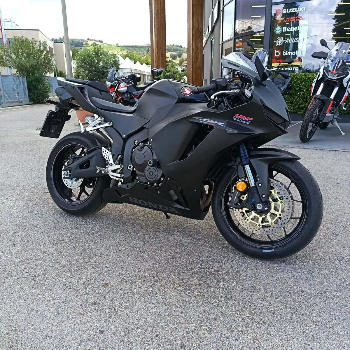 Honda CBR 600 RR (2024 - 26) (4)