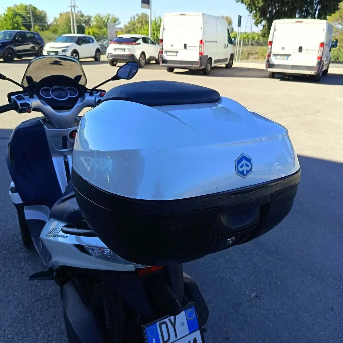 Piaggio Mp3 300 ie Yourban LT (2011 - 16) (11)