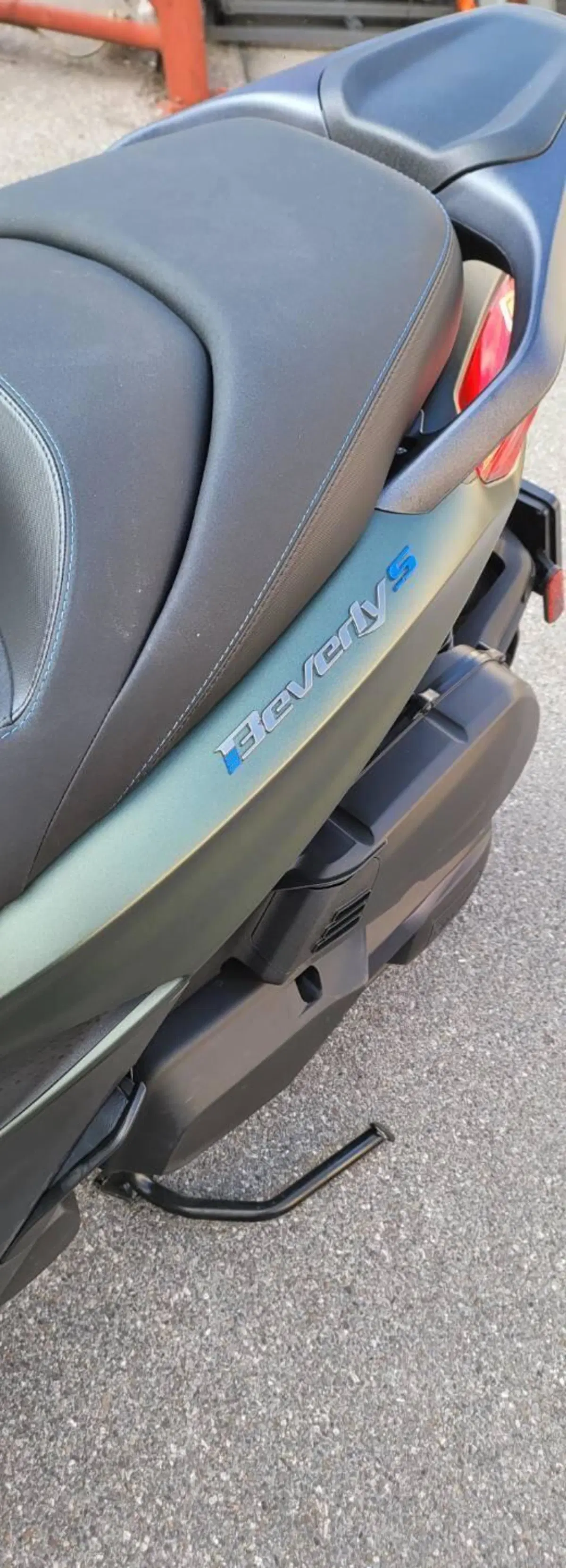 Piaggio Beverly 400 S (2025 - 26) (4)