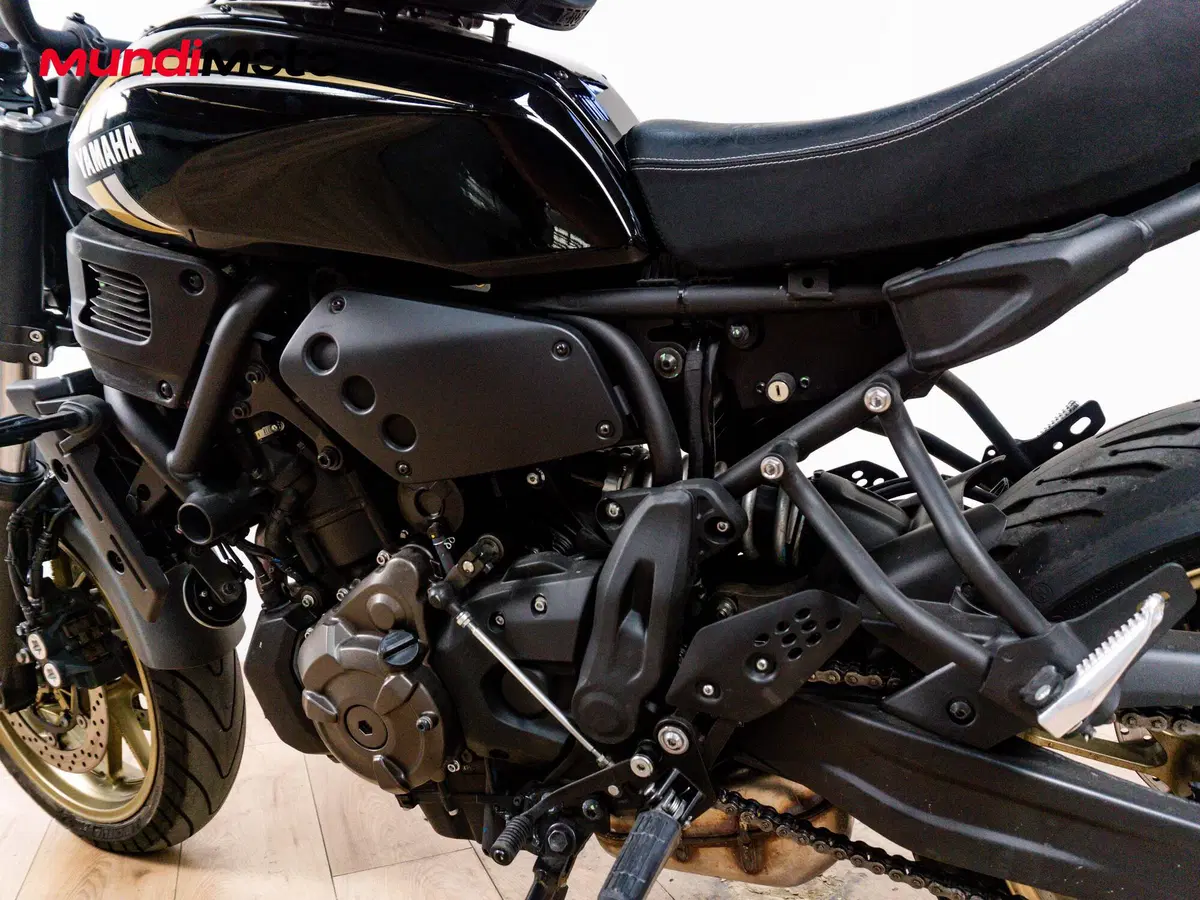 Yamaha XSR 700 (2021) (10)