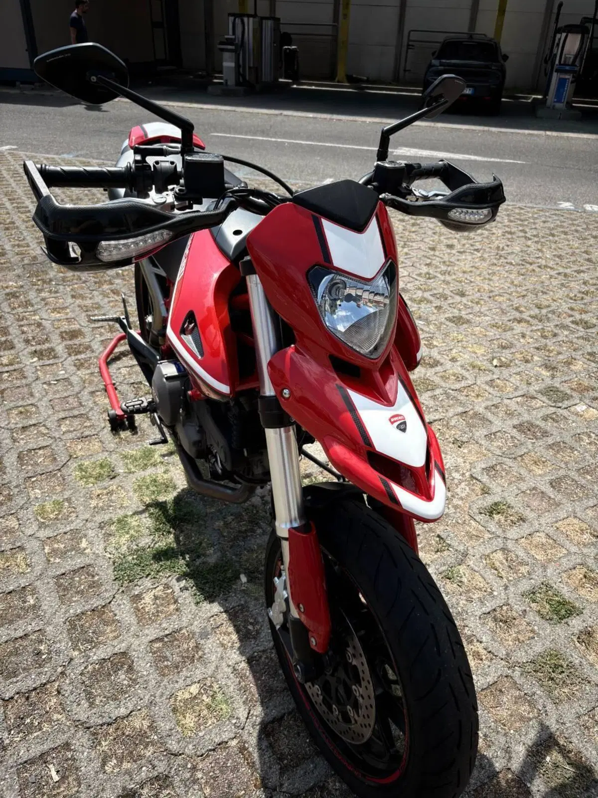 Ducati Hypermotard 796 (2012) (8)