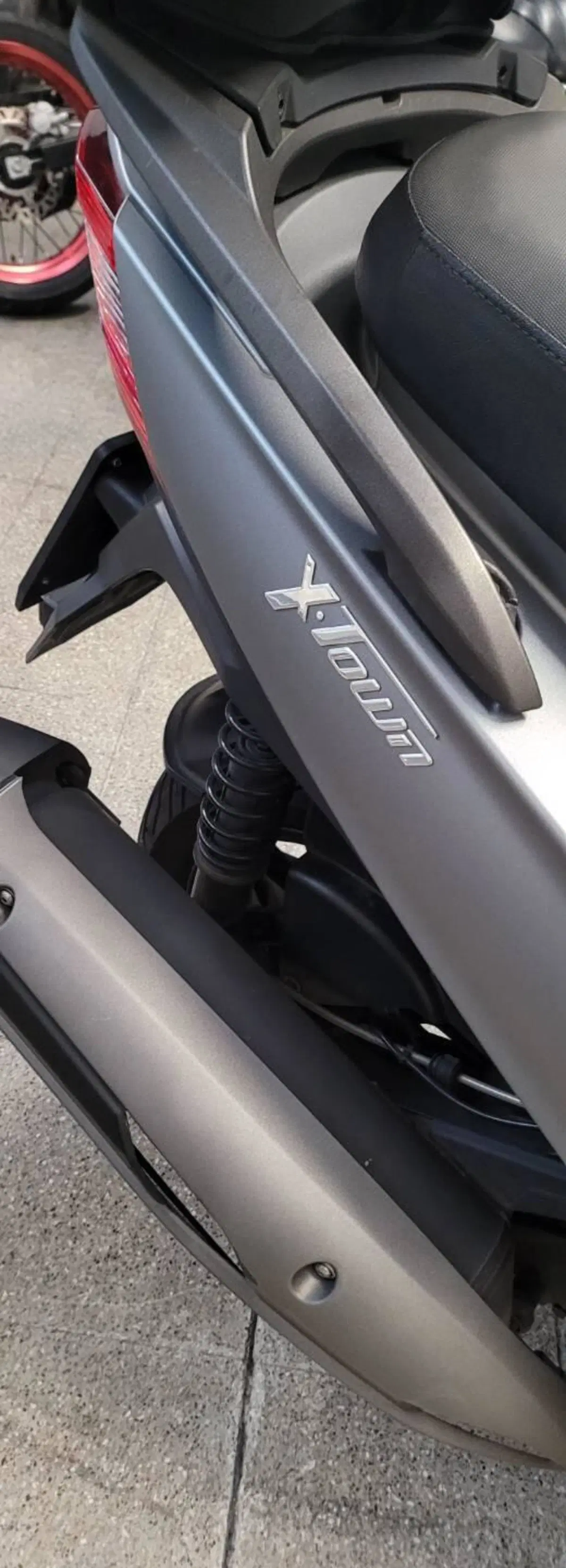 Kymco X-Town 300i ABS (2016 - 20) (5)