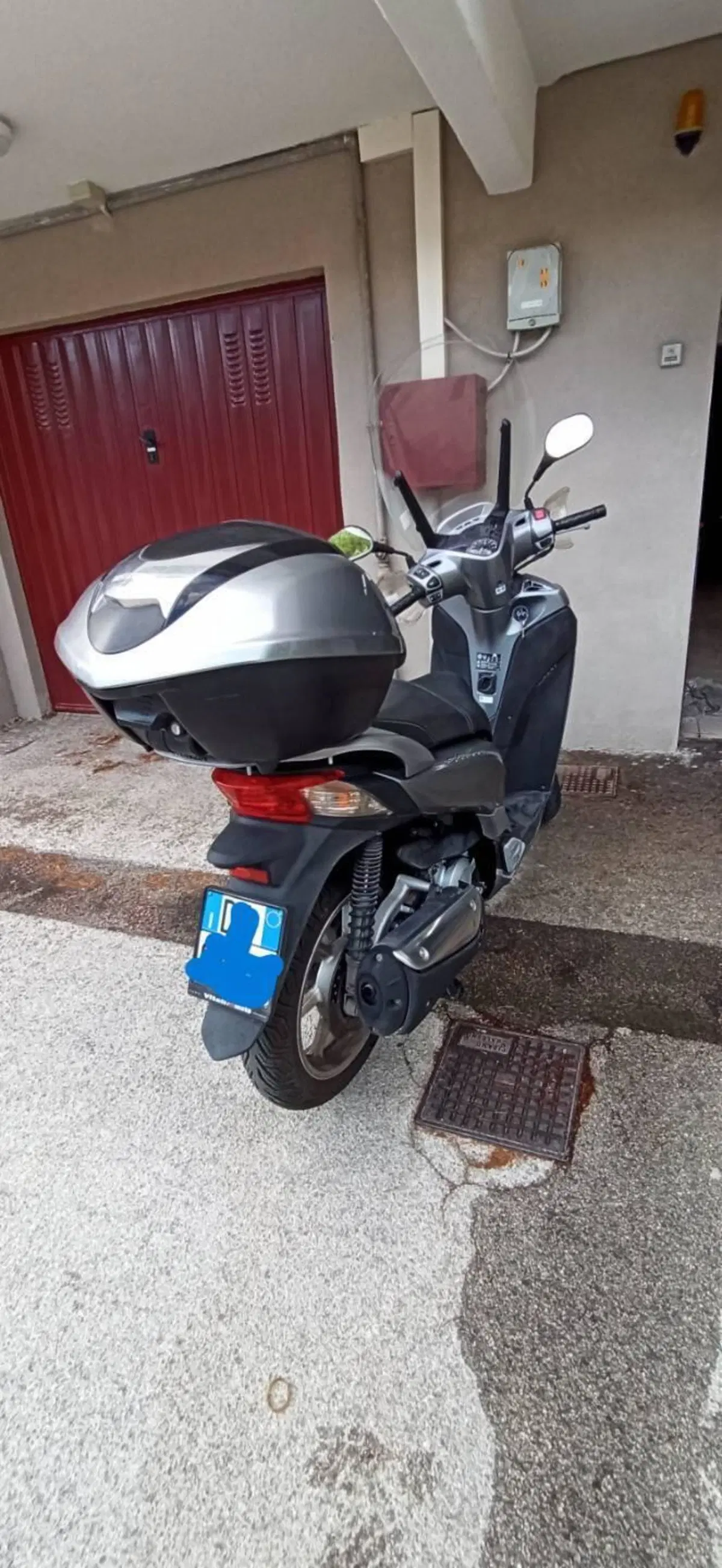 Honda SH 300 i ABS (2011 - 13) (2)