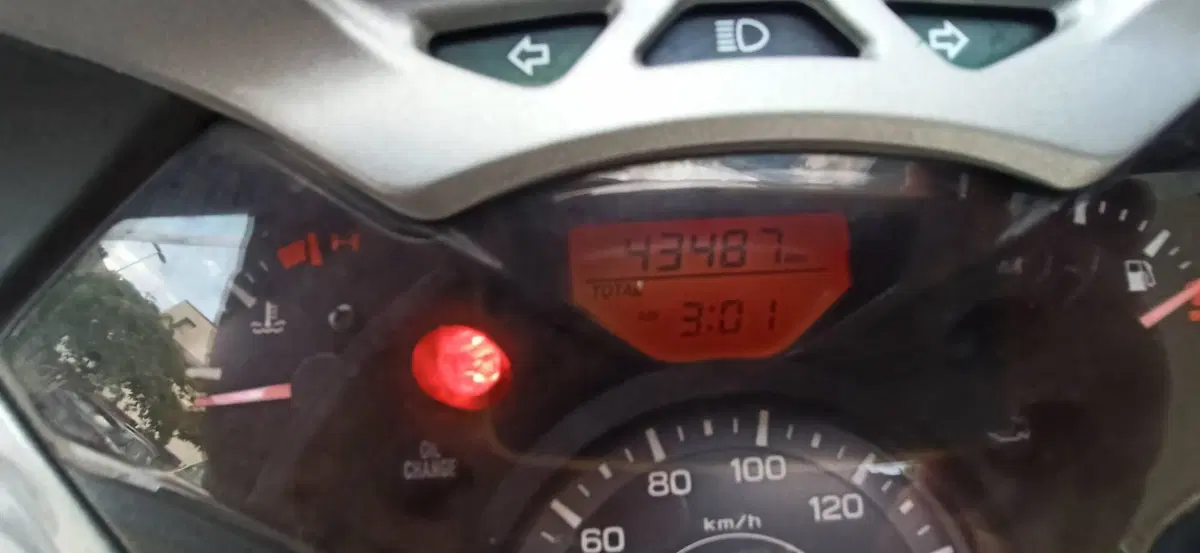 Honda SH 300 i ABS (2011 - 13) (6)