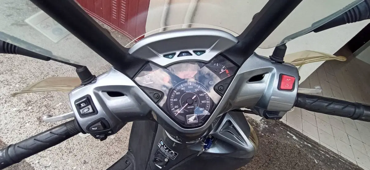 Honda SH 300 i ABS (2011 - 13) (7)
