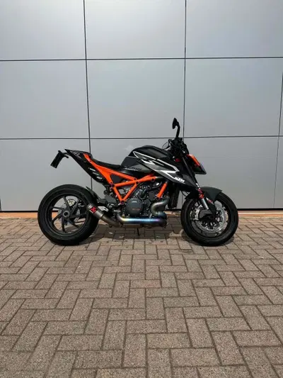 KTM 1290 Super Duke RR (2023) usata