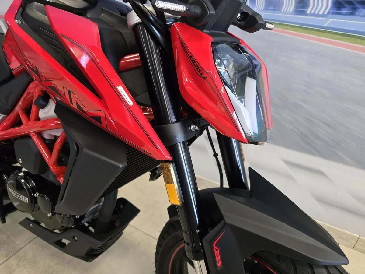 Swm Hoku 125 (2026) (13)