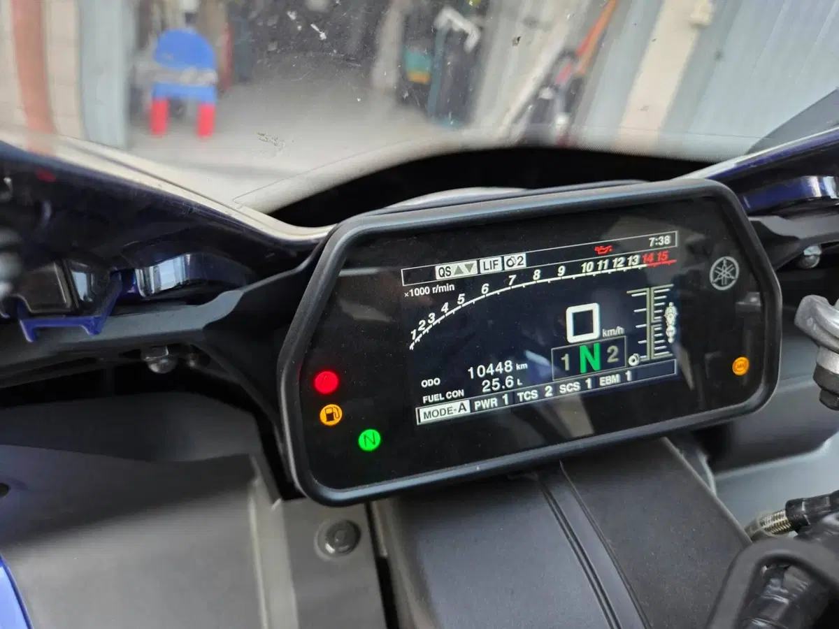 Yamaha YZF R1 (2020 - 25) (4)