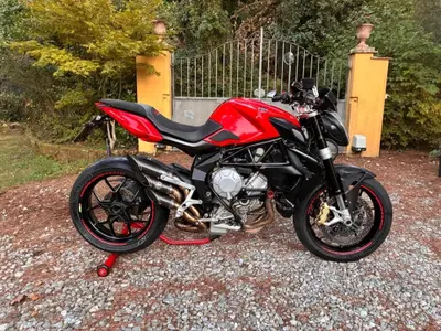 MV Agusta Brutale 675 EAS ABS (2011 - 16) usata