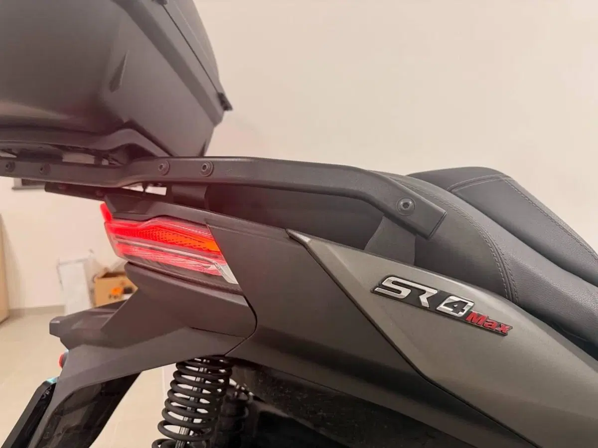 Voge Sfida SR4 MAX (2024 - 26) (3)