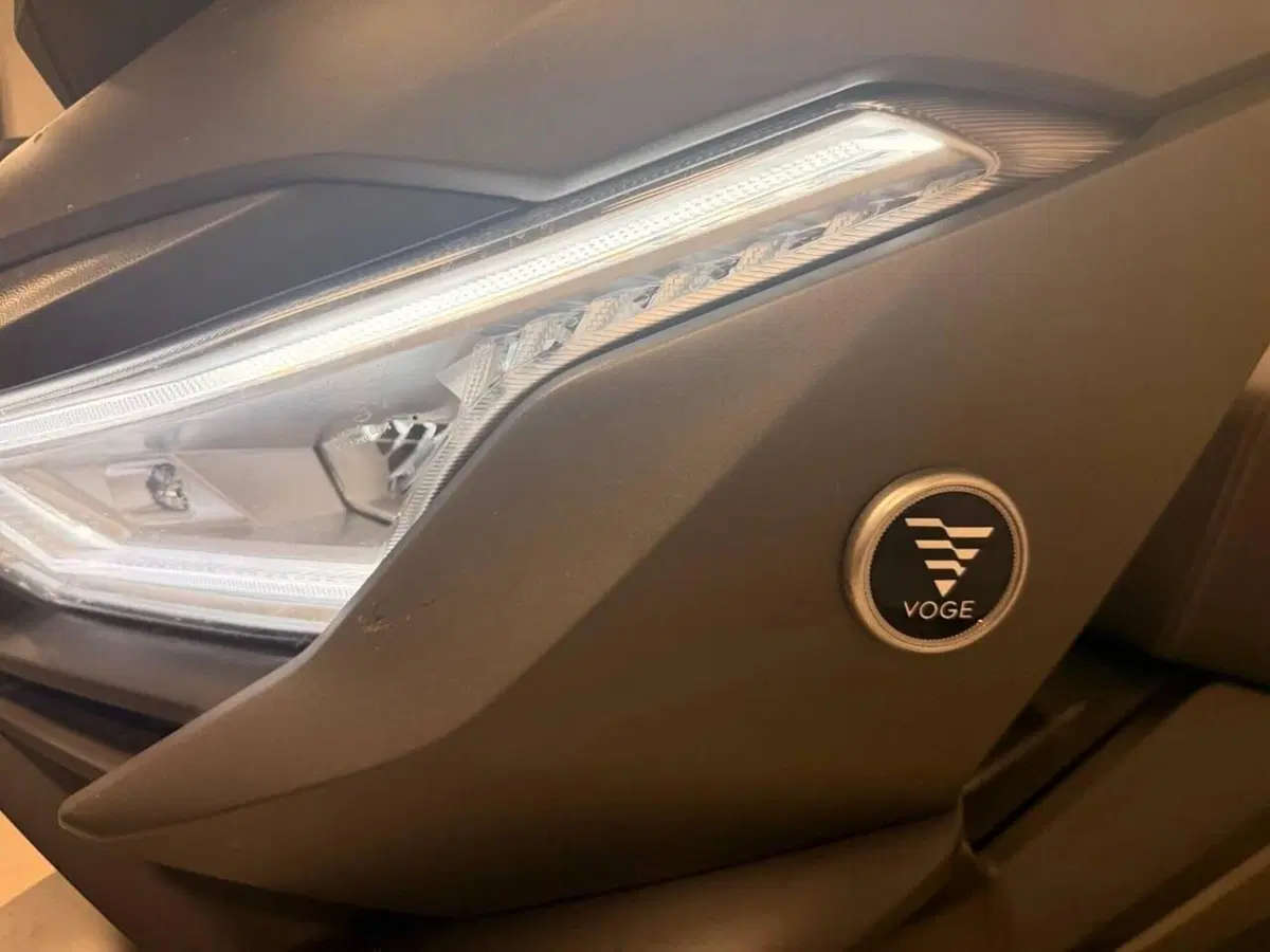 Voge Sfida SR4 MAX (2024 - 26) (9)